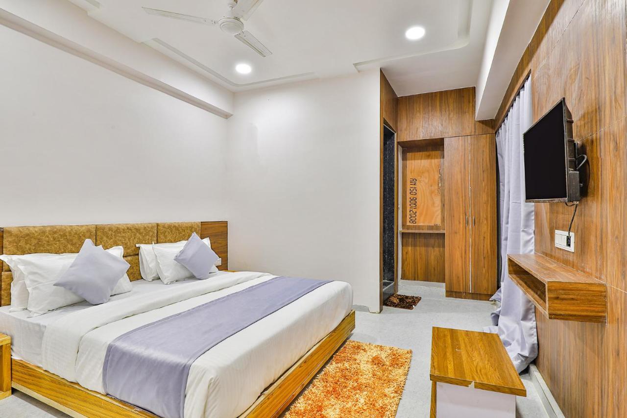 Fabhotel Parkland A Ahmedabad Exterior foto