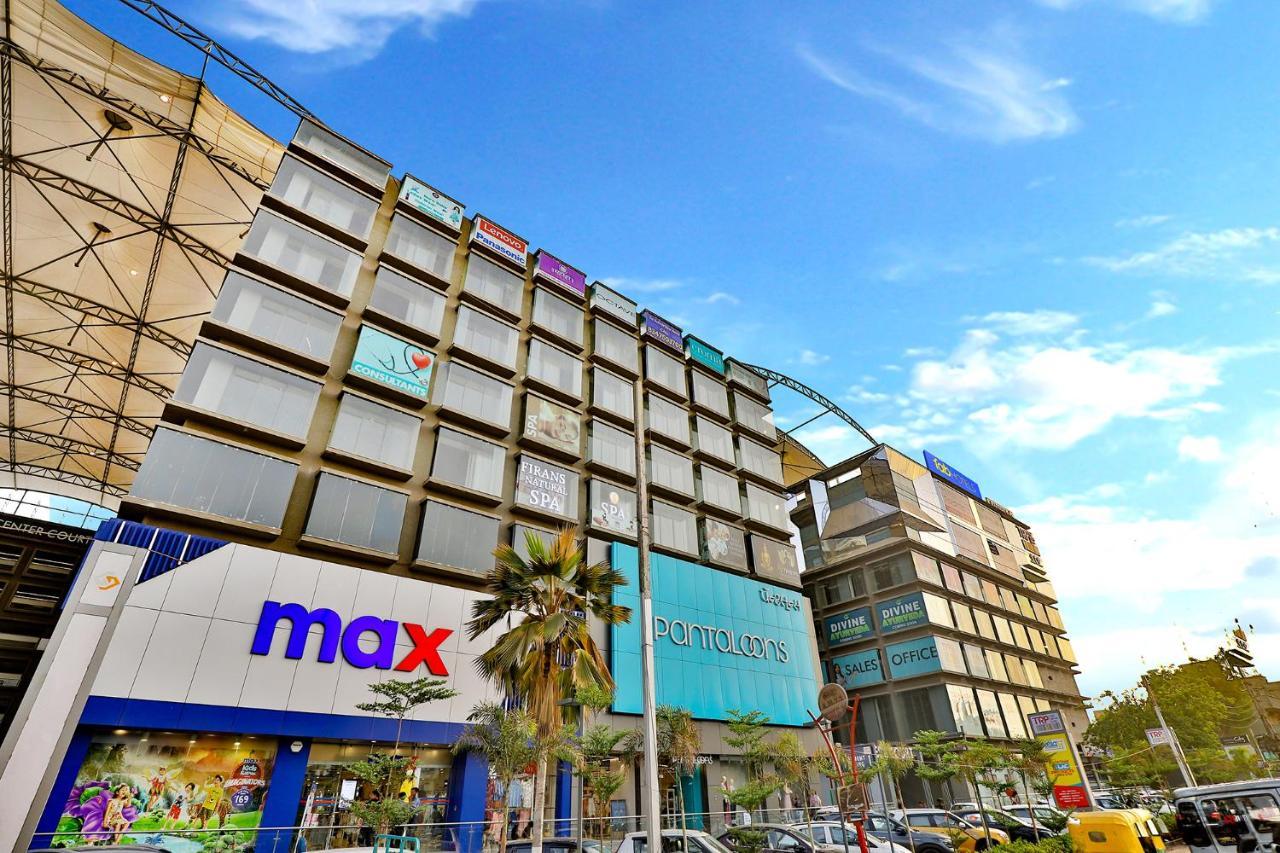 Fabhotel Parkland A Ahmedabad Exterior foto